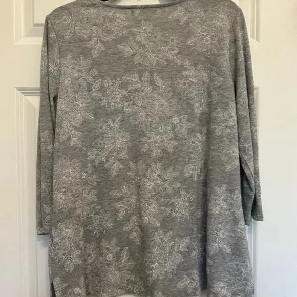 Liz Claiborne Gray Floral Work Top Button Shoulder 3/4 Sleeve Size L - Picture 4 of 7